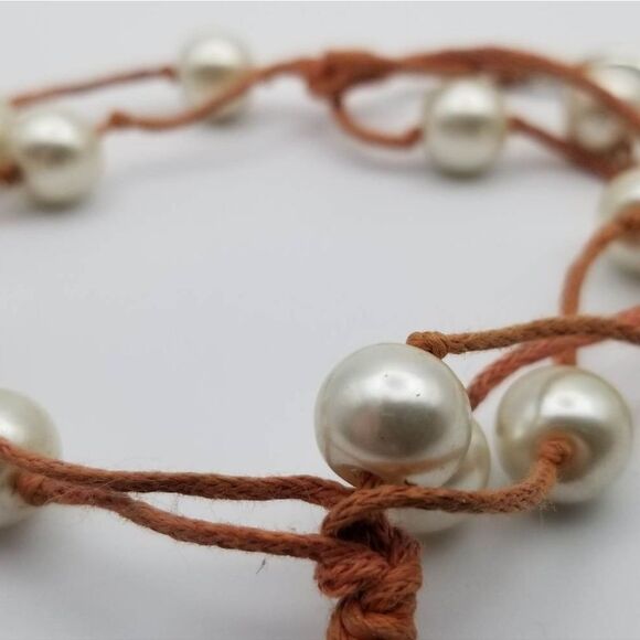 FloatingāpearlĀ nestābracelet - Picture 2 of 2